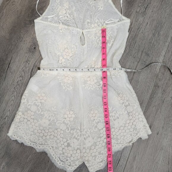 BHLDN Yoanna Baraschi Sunita White Boho Lace Bridal Short Romper Size M - Picture 15 of 16